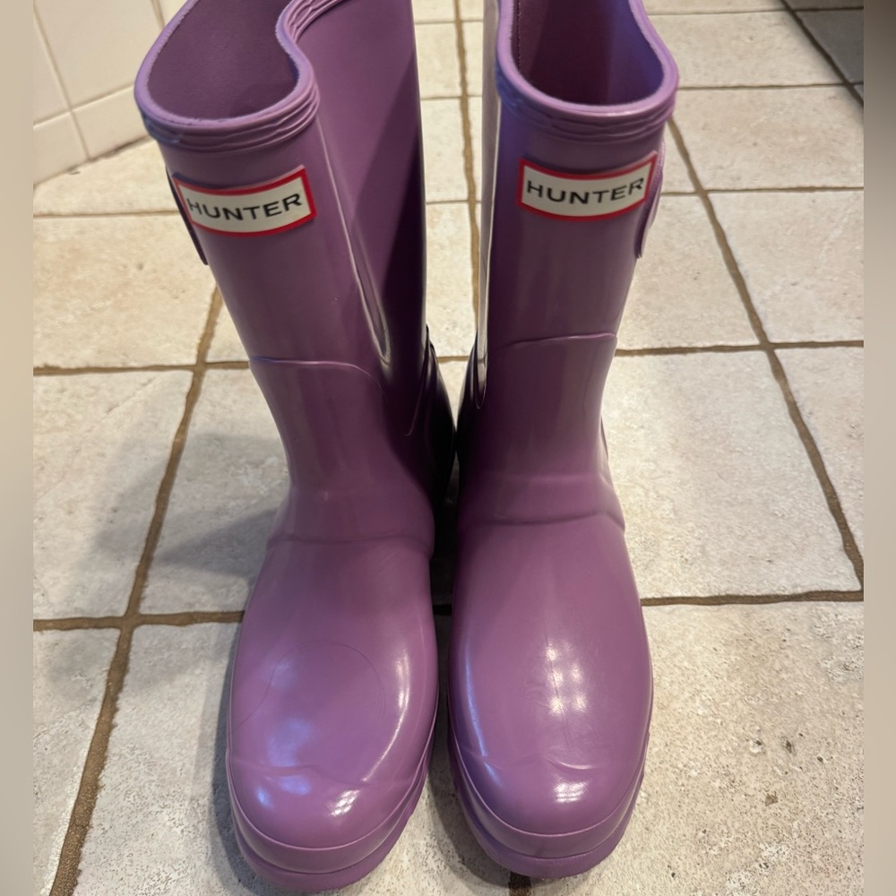 Women’s purple original gloss short Hunter boots